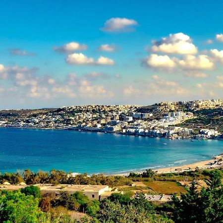 9Ten11 Seafront By Homely Mellieħa Exteriör bild
