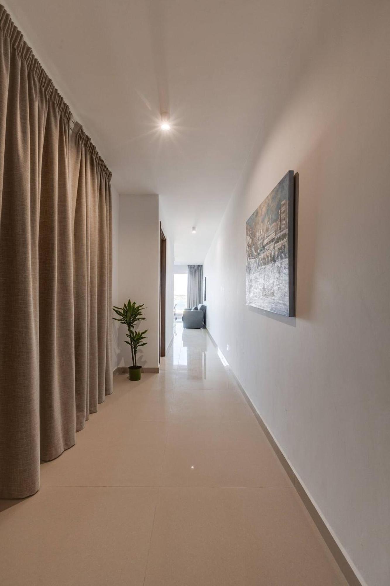 9Ten11 Seafront By Homely Mellieħa Exteriör bild